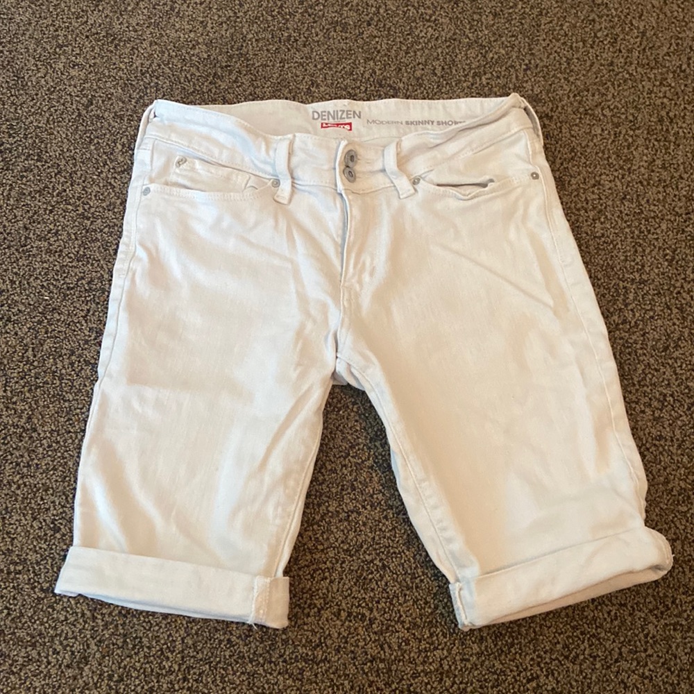 Denizen from Levi white shorts